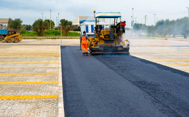 Best Concrete Driveway Pavers in Lake Belvedere Estates, FL